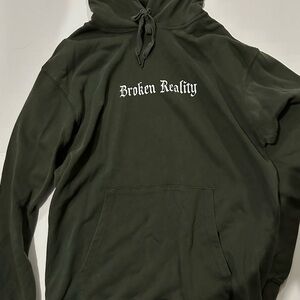 Broken reality hoodie 
Cotton on